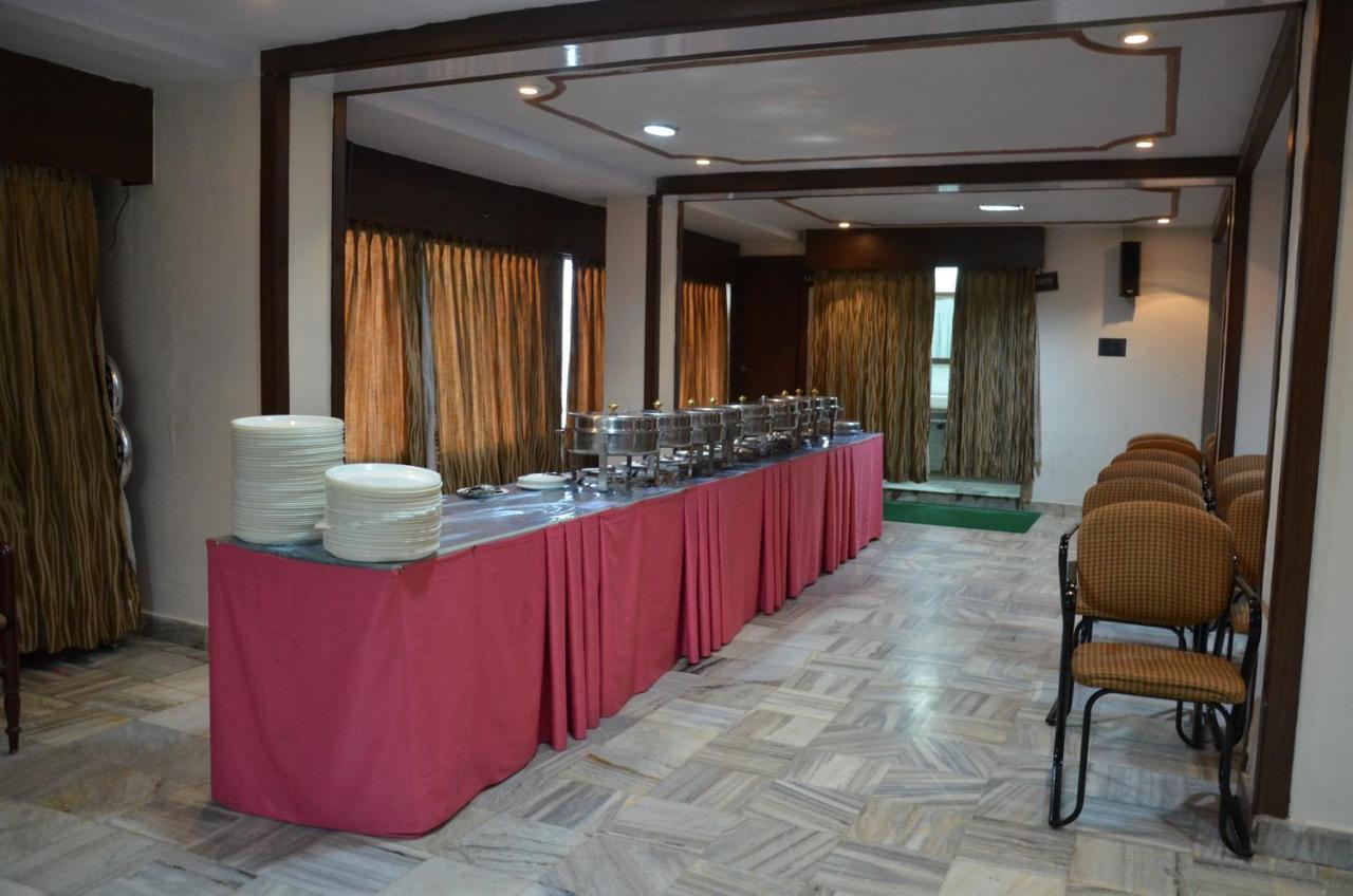 Jaya Residency Hotel Kakinada Exterior photo